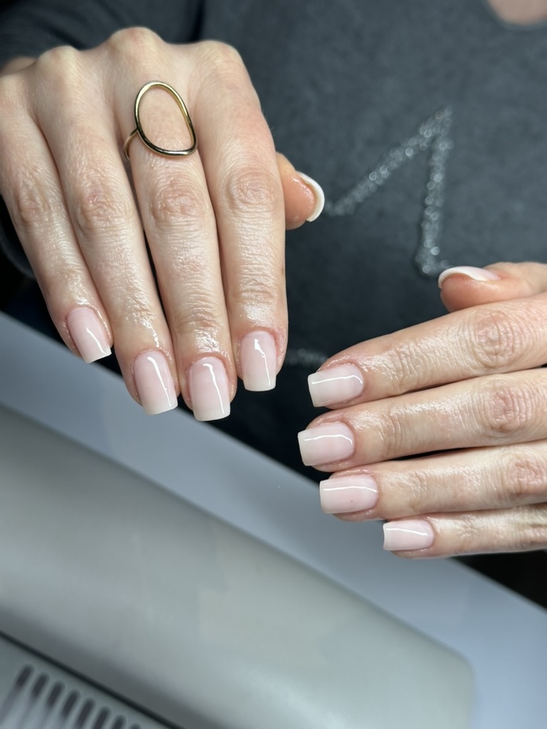 Pose d’ongles à Bordeaux